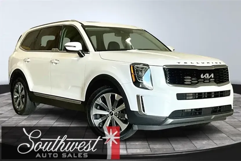 2022 Kia Telluride S photo 1