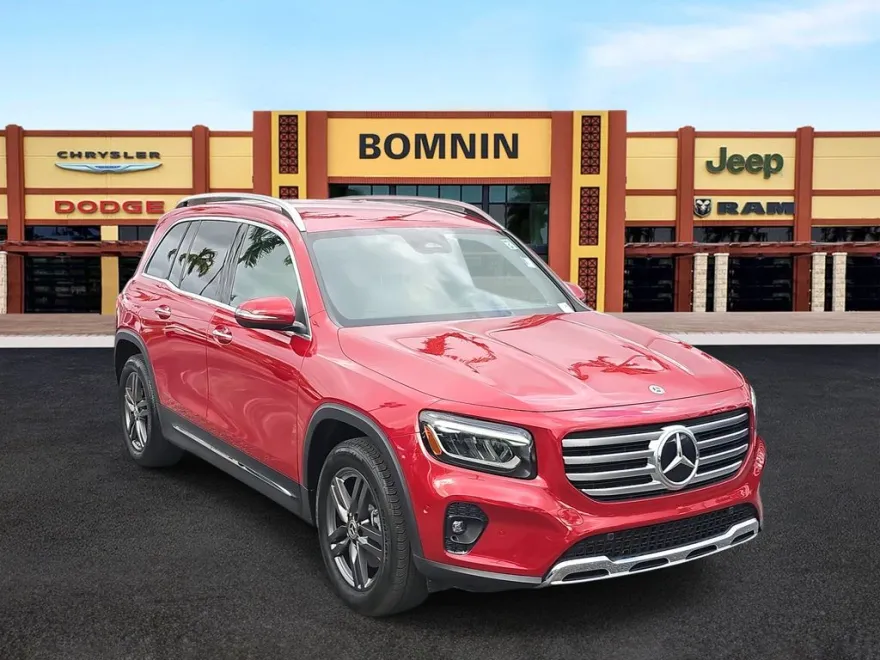 2024 Mercedes Benz GLB 250 photo 1