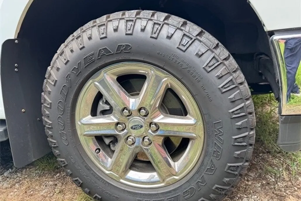 2024 Ford F-150 XLT photo 1