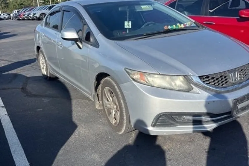 2013 Honda Civic LX photo 1