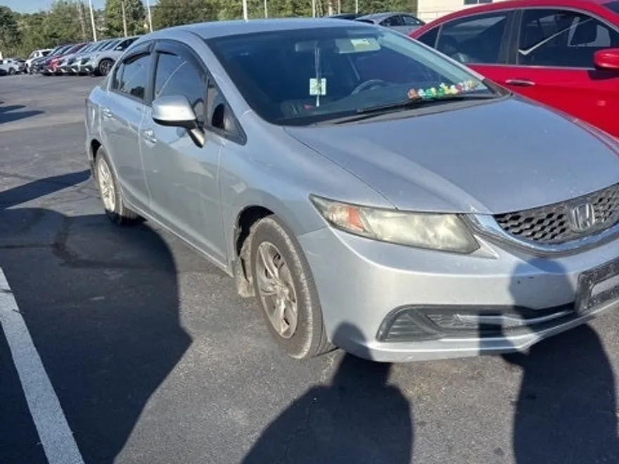 2013 Honda Civic LX photo 1