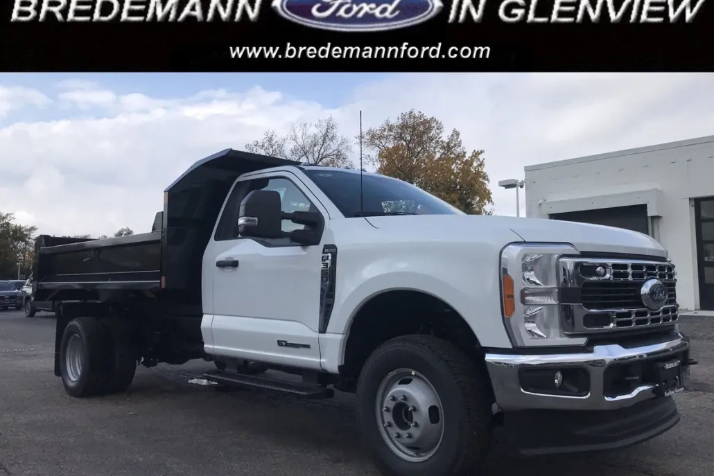 2023 Ford F-350 photo 1
