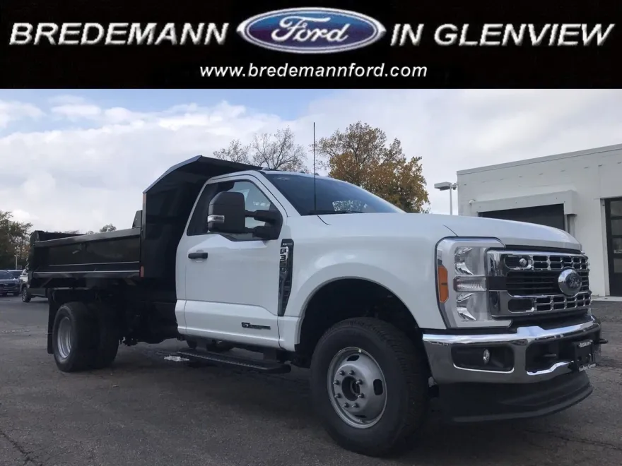 2023 Ford F-350 photo 1