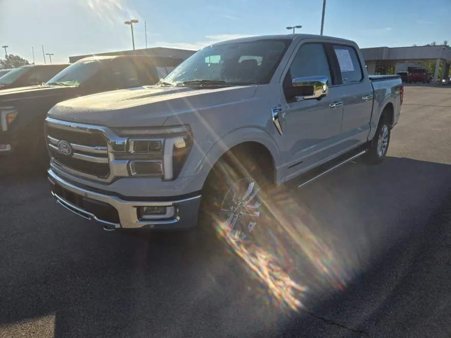 2024 Ford F-150 Lariat photo 1