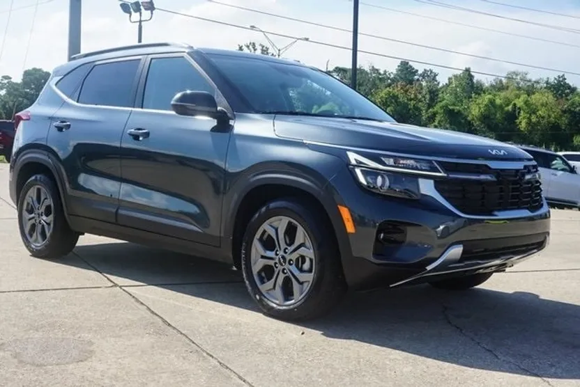 2024 Kia Seltos S X-Line photo 1