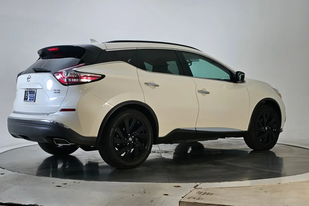 2017 Nissan Murano Platinum photo 1