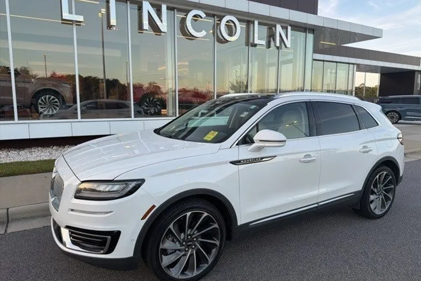 2020 Lincoln Nautilus Reserve photo 1