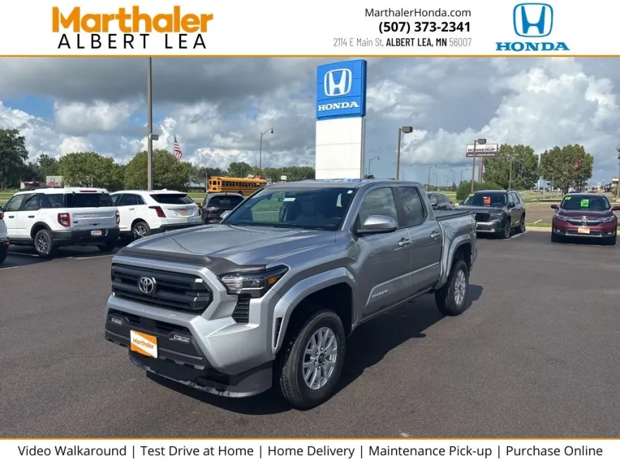 2024 Toyota Tacoma SR5 photo 1