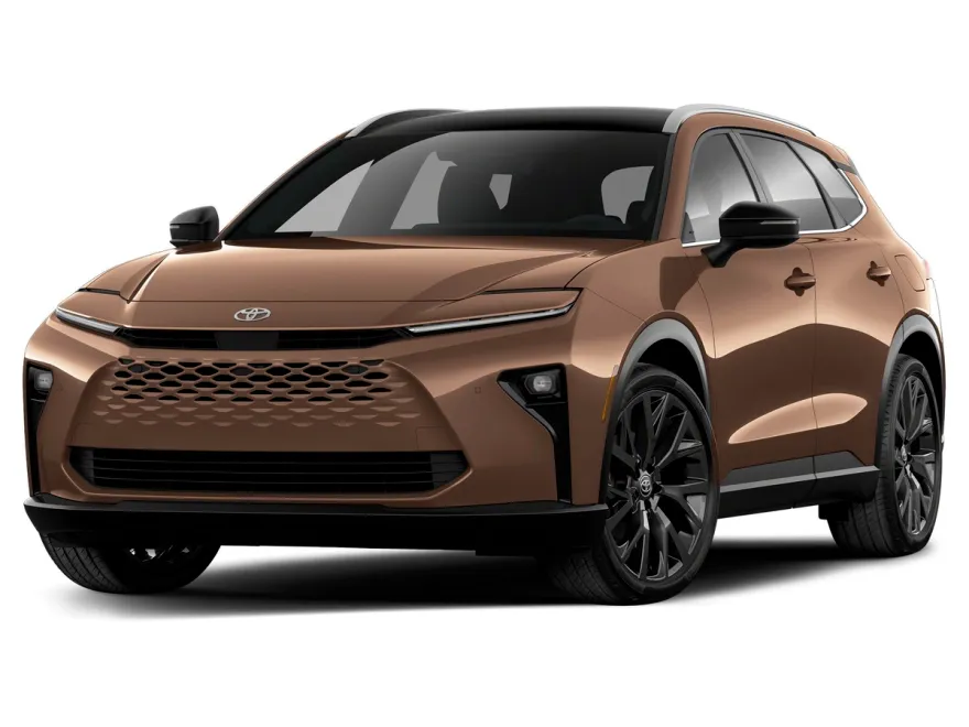 2025 Toyota Crown Signia Limited photo 1