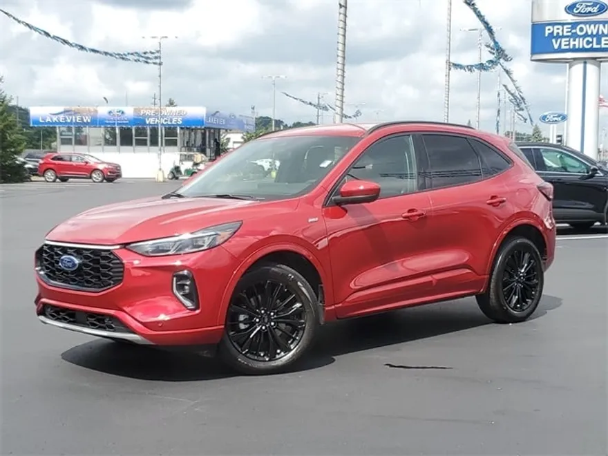 2023 Ford Escape ST-Line Elite photo 1