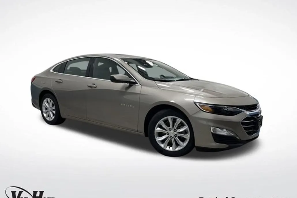 2024 Chevrolet Malibu 1LT photo 1