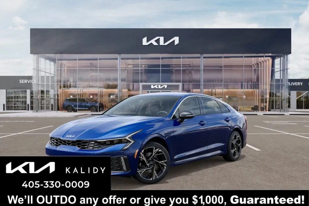 2025 Kia K5 GT-Line photo 1