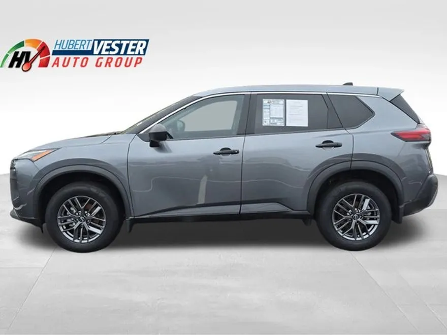 2023 Nissan Rogue S photo 1