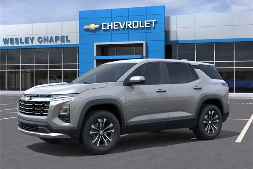 2026 Chevrolet Equinox LT photo 1