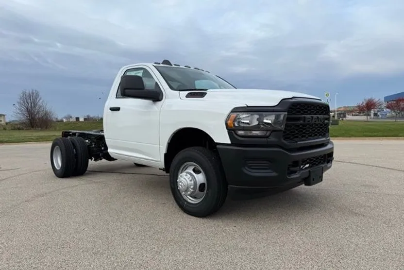 2024 Ram 2500 Tradesman photo 1