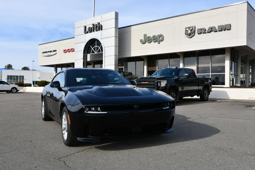2025 Dodge Charger Daytona R/T AWD photo 1