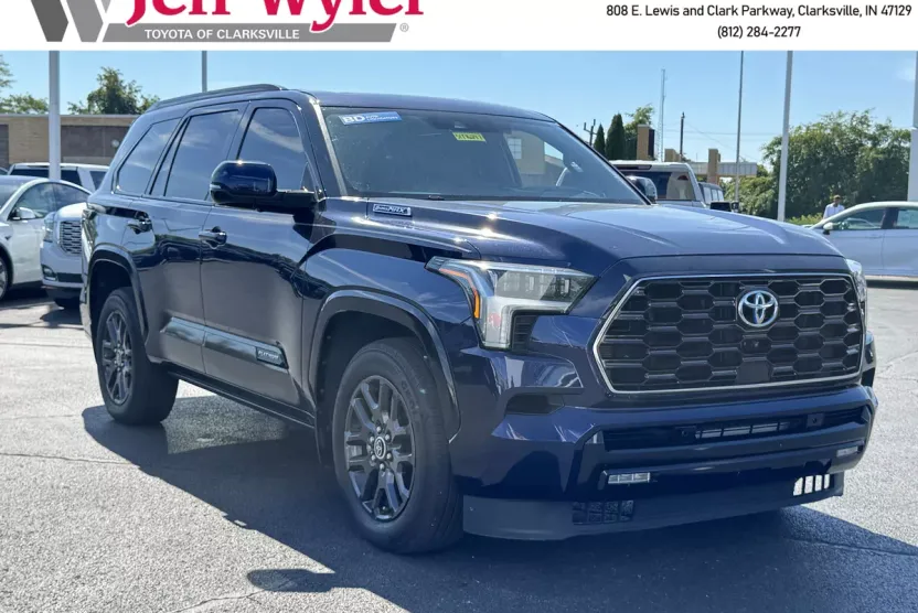 2023 Toyota Sequoia Platinum photo 1