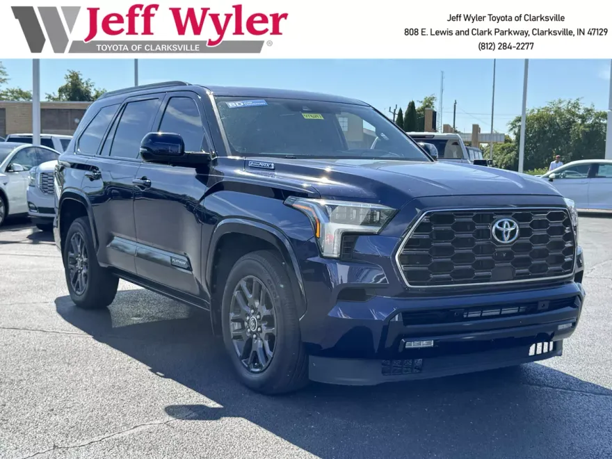 2023 Toyota Sequoia Platinum photo 1
