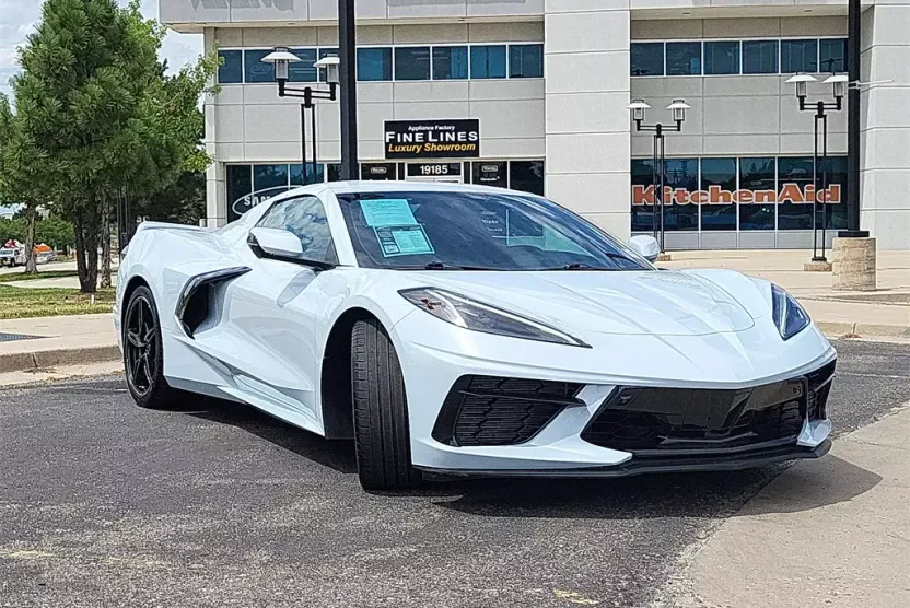2023 Chevrolet Corvette Stingray 2LT photo 1