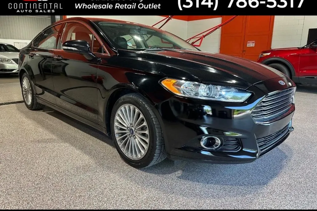 2016 Ford Fusion Titanium photo 1