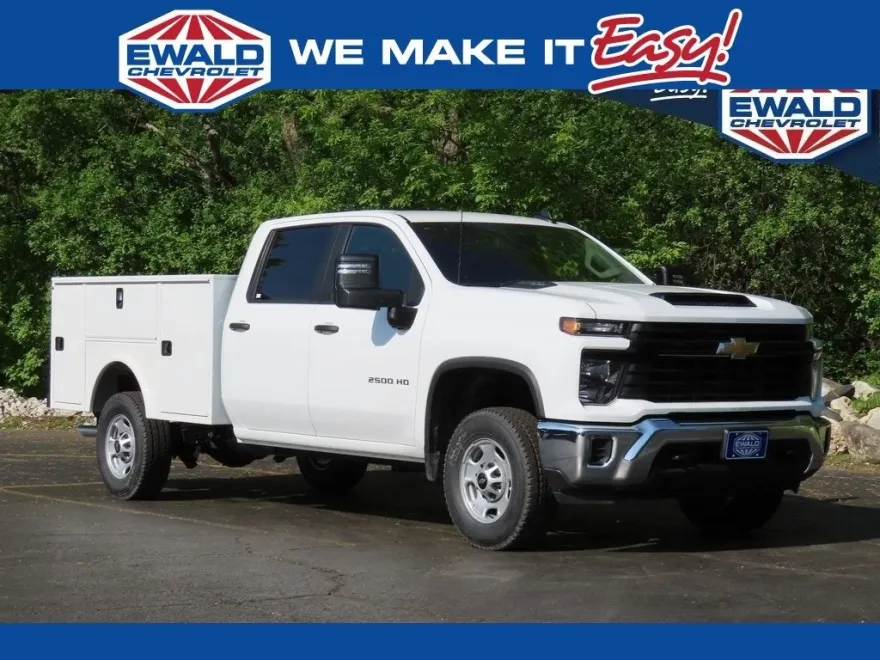 2024 Chevrolet Silverado 2500HD photo 1