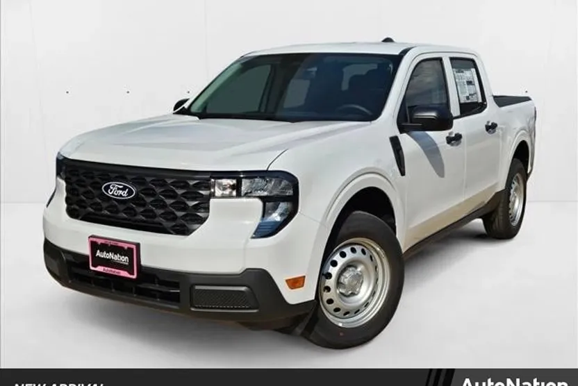 2025 Ford Maverick XL photo 1
