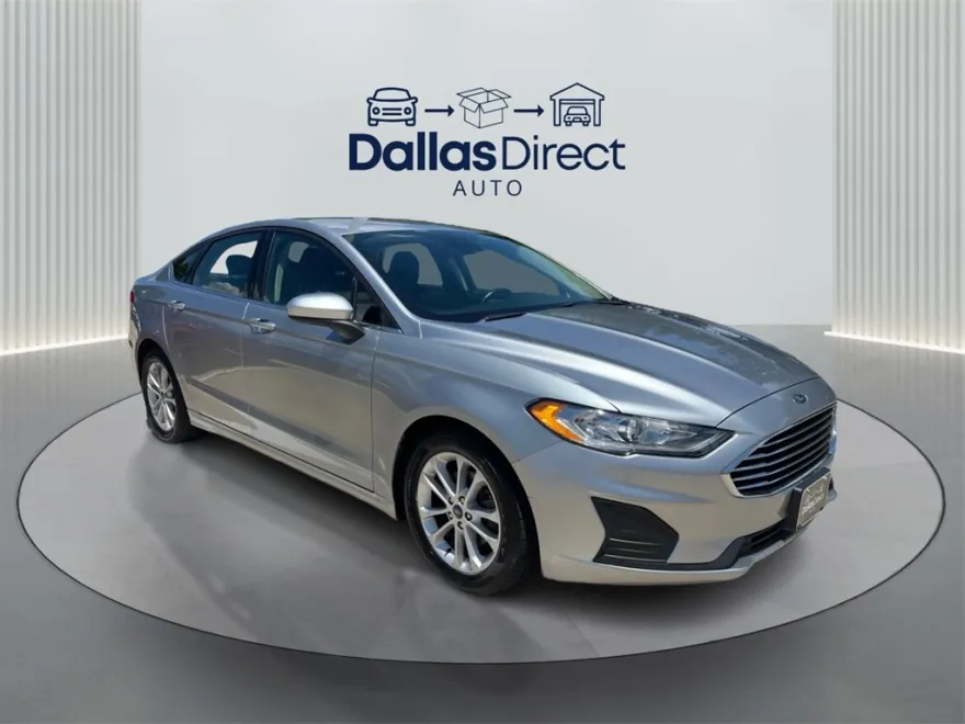 2020 Ford Fusion SE photo 1
