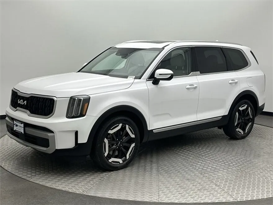 2023 Kia Telluride EX photo 1