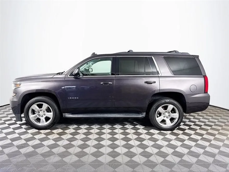 2016 Chevrolet Tahoe LT photo 1