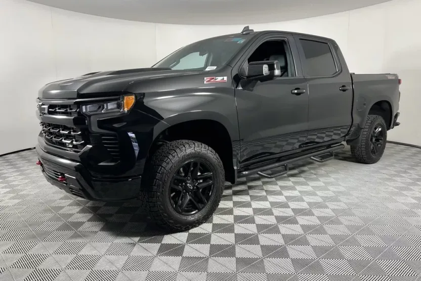 2022 Chevrolet Silverado 1500 LT Trail Boss photo 1