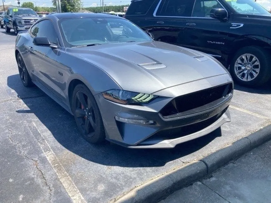 2022 Ford Mustang GT photo 1