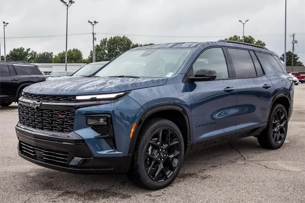 2026 Chevrolet Traverse RS photo 1