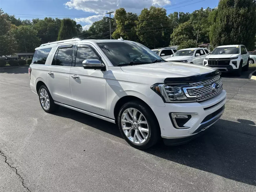 2018 Ford Expedition MAX Platinum photo 1