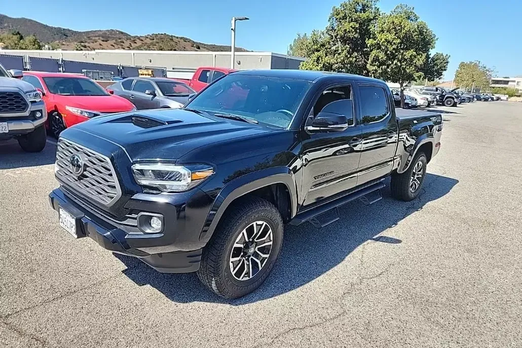 2022 Toyota Tacoma TRD Sport V6 photo 1