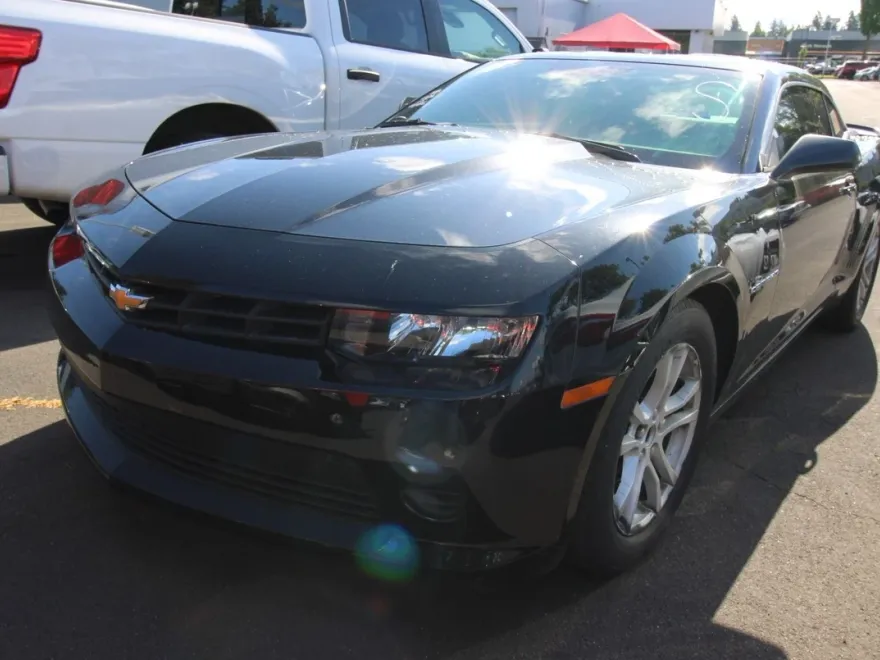 2015 Chevrolet Camaro photo 1