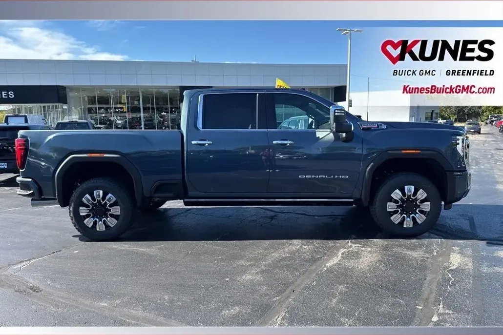 2026 Gmc Sierra 3500 HD Denali photo 1