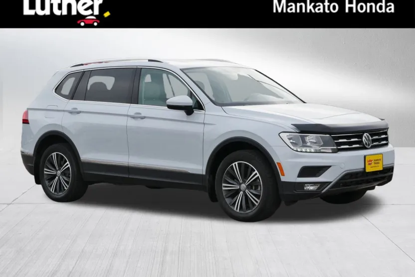 2018 Volkswagen Tiguan SEL photo 1