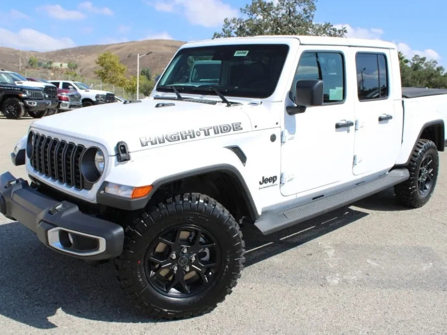 2025 Jeep Gladiator Sport photo 1