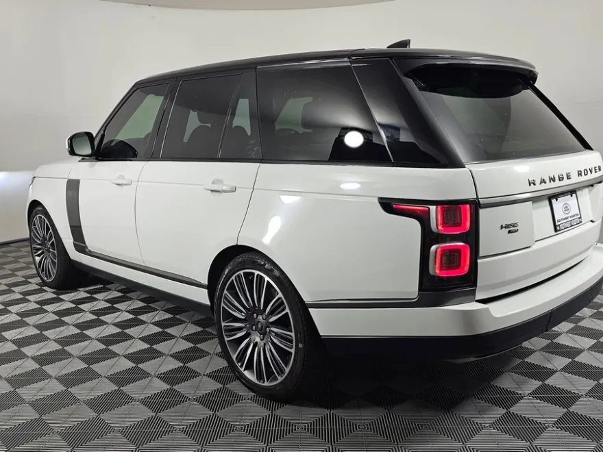 2021 Land Rover Range Rover P525 HSE HSE Westminster Edition photo 1