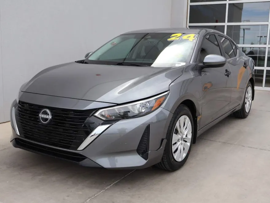 2024 Nissan Sentra S photo 1