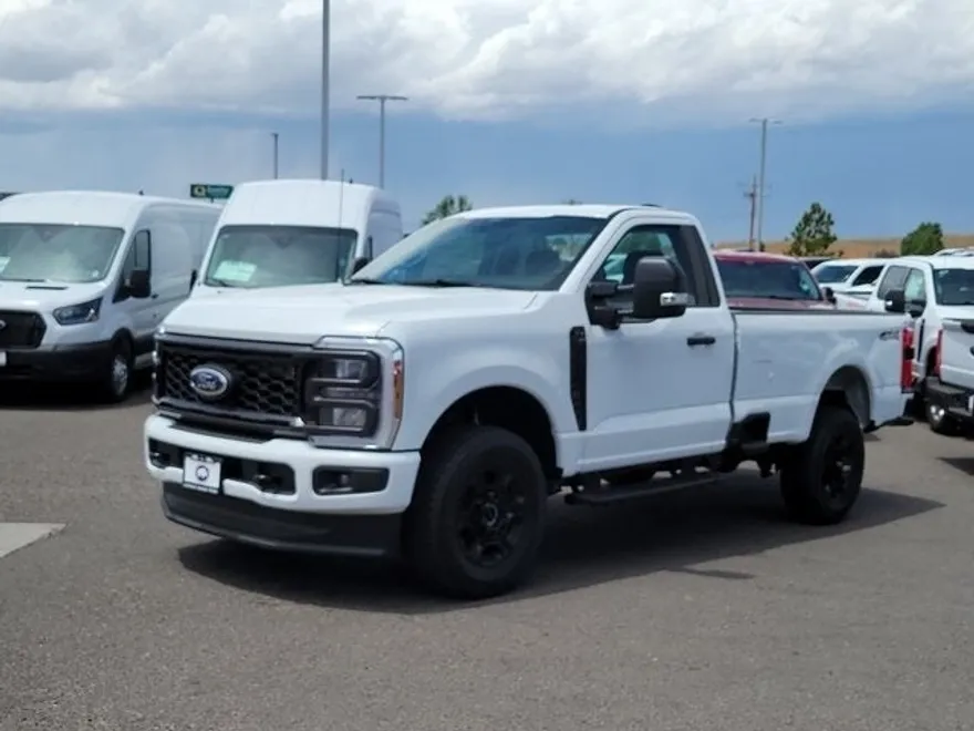 2025 Ford F-350 XL photo 1