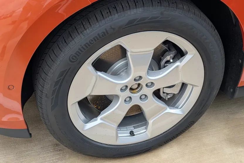 2025 Volkswagen ID. Buzz Pro Plus photo 1