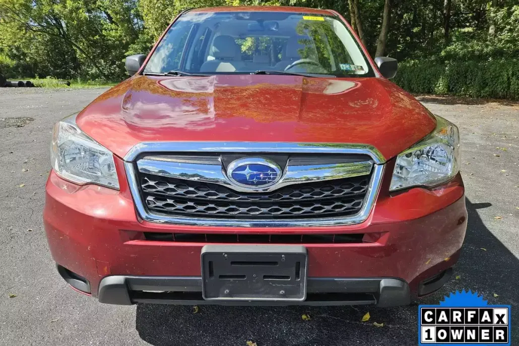 2015 Subaru Forester 2.5i photo 1