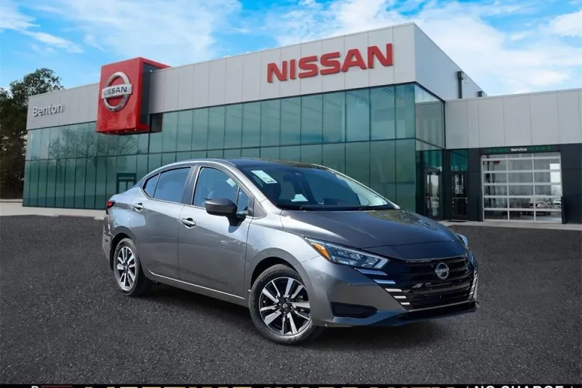 2025 Nissan Versa SV photo 1