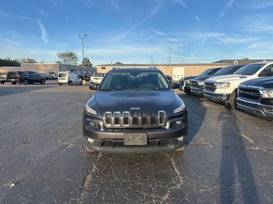 2015 Jeep Cherokee Latitude photo 1