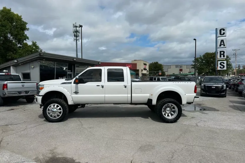 2016 Ford F-350 photo 1