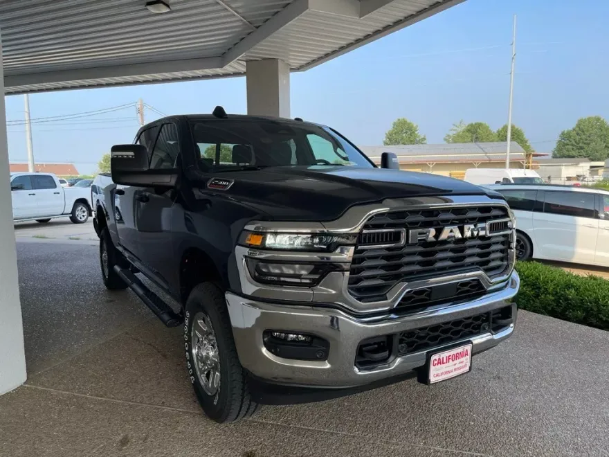 2025 Ram 2500 Tradesman photo 1