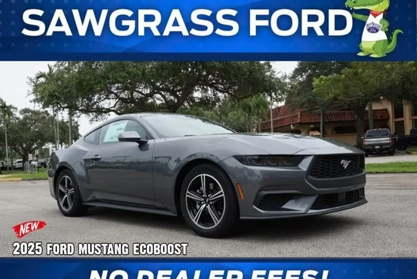 2025 Ford Mustang EcoBoost photo 1