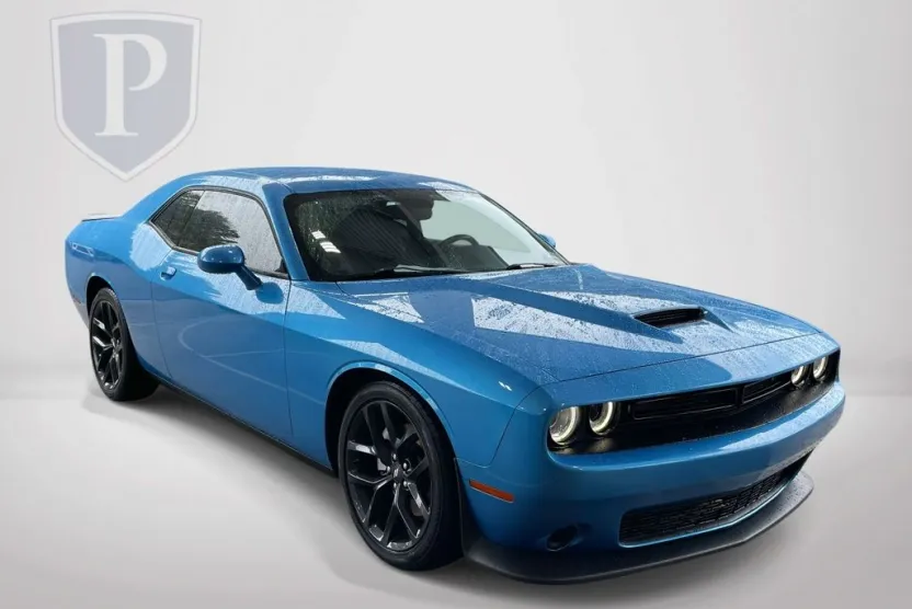 2023 Dodge Challenger GT photo 1