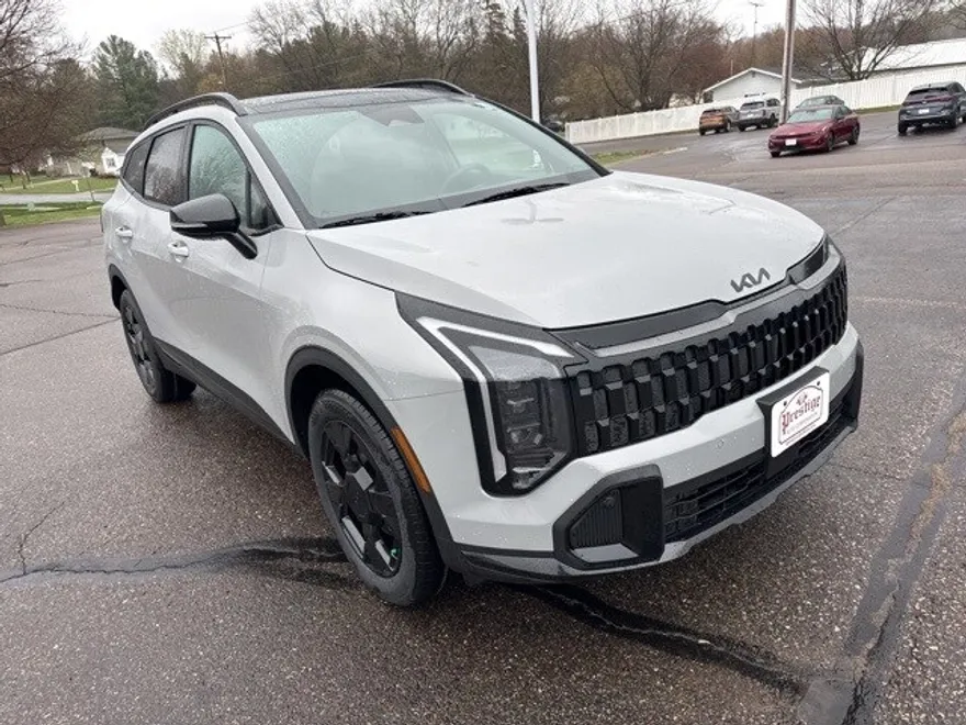 2026 Kia Sportage X-Line photo 1